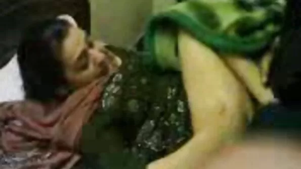 বড় চুদা চোদা সুন্দরী মহিলা